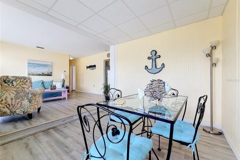 Купить виллу или дом в Норт-Порт, Флорида 5 комнат, 71.35м2, № 2091448 - фото 14