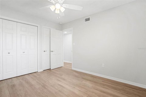 Condominio en alquiler en Winter Park, Florida, 2 dormitorios, 80.36 m2 № 2114299 - foto 13