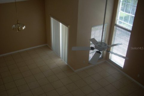 Villa ou maison à louer à Lake Mary, Floride: 3 chambres, 171.03 m2 № 2389234 - photo 10