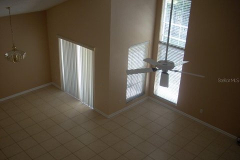 Villa ou maison à louer à Lake Mary, Floride: 3 chambres, 171.03 m2 № 2389234 - photo 13