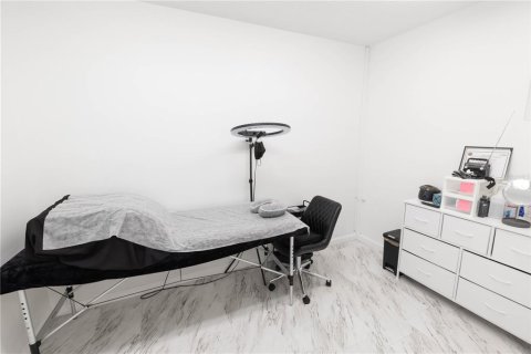 Immobilier commercial à vendre à Palm Coast, Floride: 60.39 m2 № 1846760 - photo 6