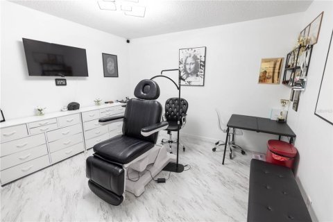 Immobilier commercial à vendre à Palm Coast, Floride: 60.39 m2 № 1846760 - photo 8