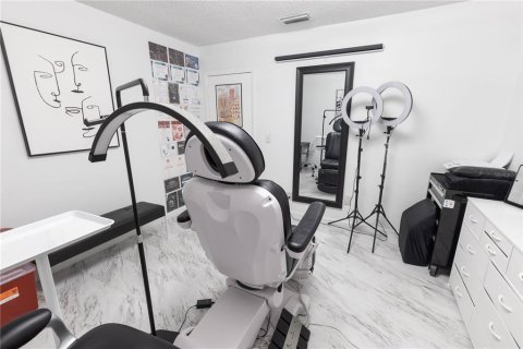 Immobilier commercial à vendre à Palm Coast, Floride: 60.39 m2 № 1846760 - photo 7
