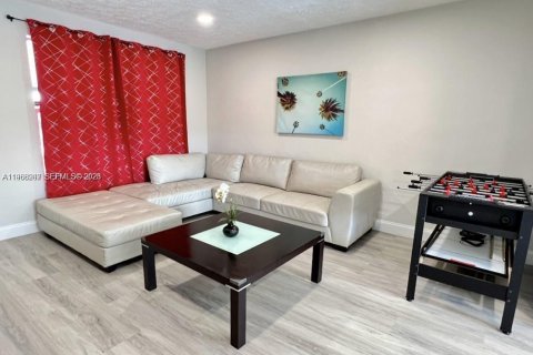 Casa en venta en Fort Lauderdale, Florida, 3 dormitorios, 112.88 m2 № 2031811 - foto 20