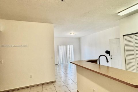 Copropriété à louer à Doral, Floride: 2 chambres, 84.54 m2 № 1963555 - photo 28