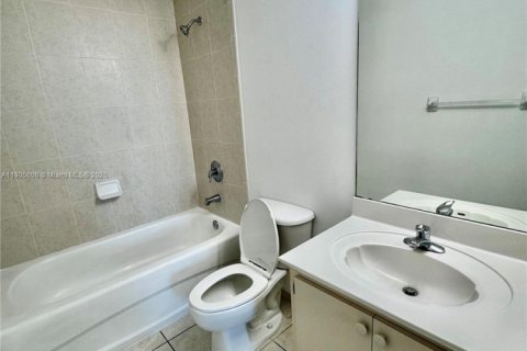 Copropriété à louer à Doral, Floride: 2 chambres, 84.54 m2 № 1963555 - photo 18