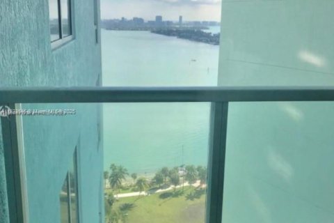 Condo in Miami, Florida  № 1927543 - photo 3