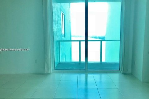 Condo in Miami, Florida  № 1927543 - photo 4
