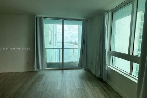 Condo in Miami, Florida  № 1927543 - photo 8