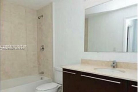 Condo in Miami, Florida  № 1927543 - photo 5