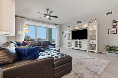 Condo in Clearwater, Florida, 2 bedrooms № 2358280 - photo 16