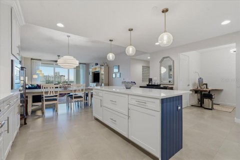 Condo in Clearwater, Florida, 2 bedrooms № 2358280 - photo 9