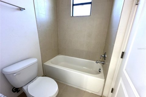Touwnhouse à vendre à Orlando, Floride: 3 chambres, 165.27 m2 № 2398845 - photo 29