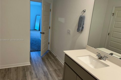 House in Lake Wales, Florida 3 bedrooms № 2030558 - photo 12