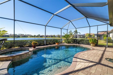 House in Bradenton, Florida 3 bedrooms, 171.78 sq.m. № 1524109 - photo 2