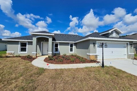 Casa en Dade City, Florida 3 dormitorios, 158.03 m2 № 2371424
