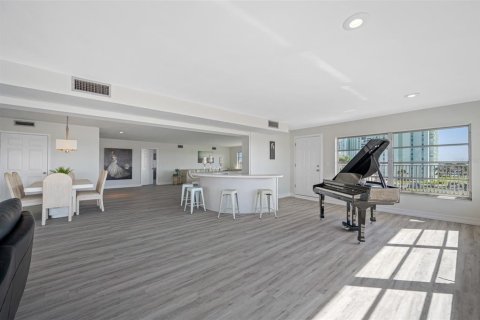 Купить кондоминиум в Сент-Пит-Бич, Флорида 5 комнат, 248.05м2, № 1431009 - фото 11