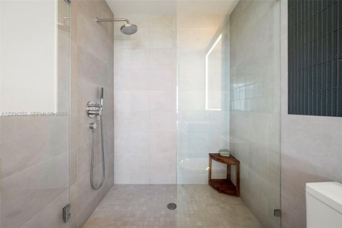 Copropriété à louer à Miami Beach, Floride: 2 chambres, 134.8 m2 № 2068778 - photo 11