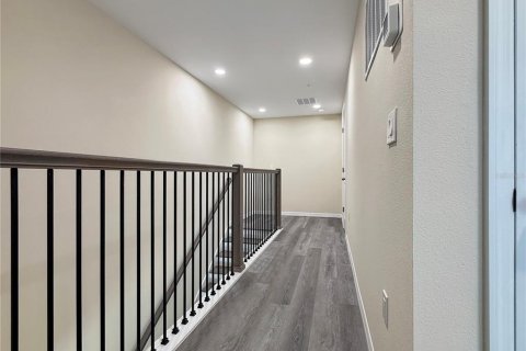 Townhouse in Tampa, Florida 3 bedrooms, 178.19 sq.m. № 2239004 - photo 29