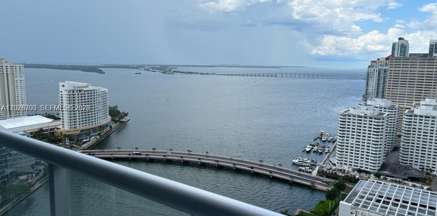 Condo in Miami, Florida, 2 bedrooms № 2257572