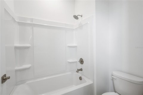 House in Weeki Wachee, Florida 3 bedrooms, 174.66 sq.m. № 1744685 - photo 29