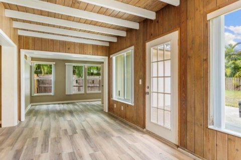 Villa ou maison à louer à Vero Beach, Floride: 2 chambres, 133.78 m2 № 2268599 - photo 15