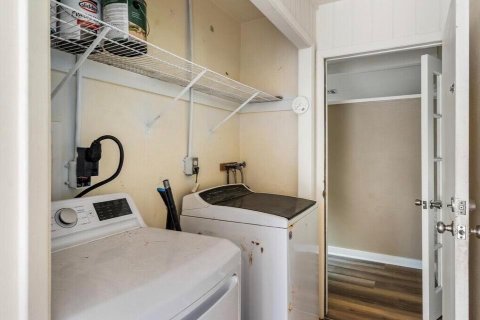 Villa ou maison à louer à Vero Beach, Floride: 2 chambres, 133.78 m2 № 2268599 - photo 29