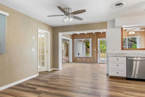 Villa ou maison à louer à Vero Beach, Floride: 2 chambres, 133.78 m2 № 2268599 - photo 8