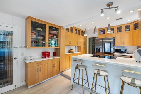 Villa ou maison à vendre à Miami Shores, Floride: 4 chambres, 212.93 m2 № 1978393 - photo 22