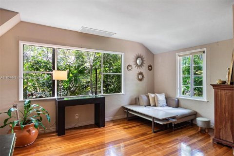 Villa ou maison à vendre à Miami Shores, Floride: 4 chambres, 212.93 m2 № 1978393 - photo 13