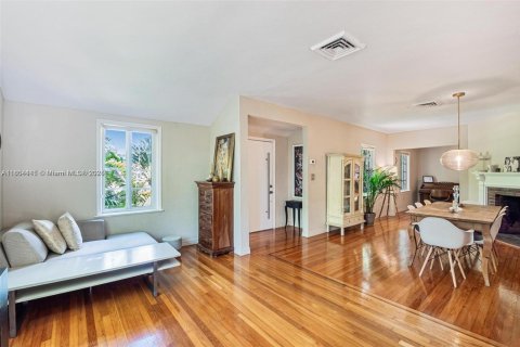 Villa ou maison à vendre à Miami Shores, Floride: 4 chambres, 212.93 m2 № 1978393 - photo 11