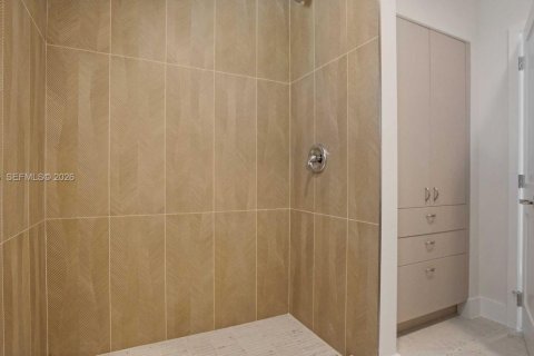 Купить виллу или дом в Хомстед, Флорида 6 спален, 469.34м2, № 2036624 - фото 27