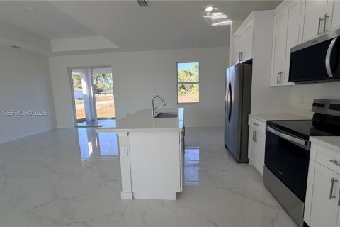 Casa en venta en Lehigh Acres, Florida, 3 dormitorios, 126.07 m2 № 2054898 - foto 9