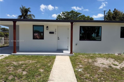 Villa ou maison à vendre à Miami Gardens, Floride: 3 chambres, 102.56 m2 № 2086994 - photo 3