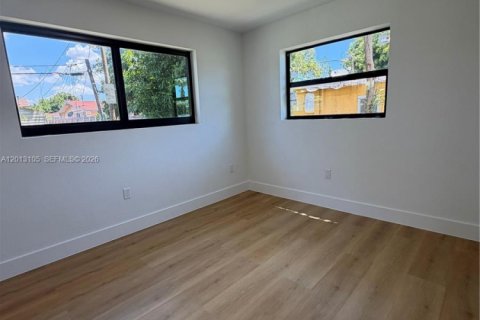 Villa ou maison à vendre à Miami Gardens, Floride: 3 chambres, 102.56 m2 № 2086994 - photo 19