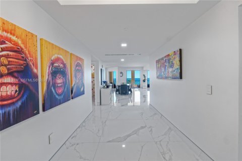 Copropriété à vendre à Hollywood, Floride: 3 chambres, 286.6 m2 № 2426267 - photo 10