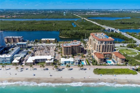 Copropriété à vendre à Hollywood, Floride: 3 chambres, 286.6 m2 № 2426267 - photo 2