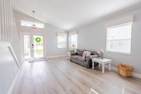 Villa ou maison à vendre à Boynton Beach, Floride: 3 chambres, 190.82 m2 № 2415878 - photo 7