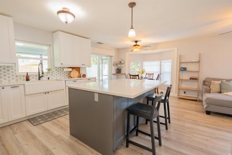 Villa ou maison à vendre à Boynton Beach, Floride: 3 chambres, 190.82 m2 № 2415878 - photo 10