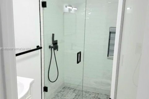 Copropriété à louer à Miami Beach, Floride: 2 chambres, 83.61 m2 № 2008715 - photo 16