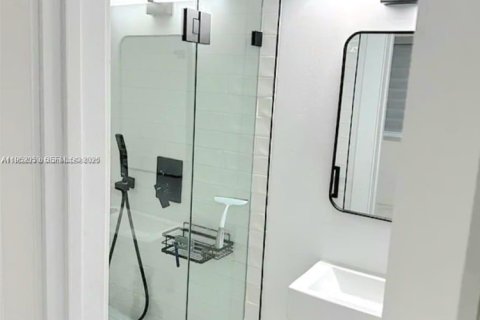 Copropriété à louer à Miami Beach, Floride: 2 chambres, 83.61 m2 № 2008715 - photo 17