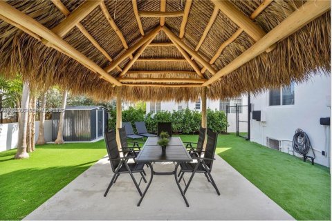 Copropriété à louer à Miami Beach, Floride: 2 chambres, 83.61 m2 № 2008715 - photo 3