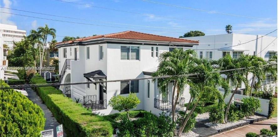 Condo à Miami Beach, Floride, 2 chambres  № 2008715