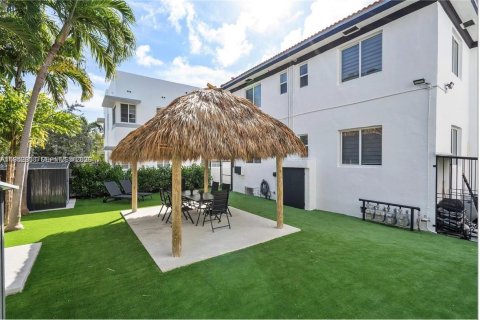 Copropriété à louer à Miami Beach, Floride: 2 chambres, 83.61 m2 № 2008715 - photo 4