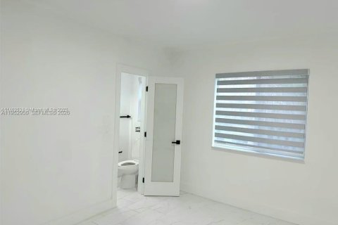 Copropriété à louer à Miami Beach, Floride: 2 chambres, 83.61 m2 № 2008715 - photo 15