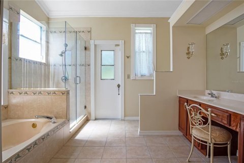 Casa en alquiler en Orlando, Florida, 4 dormitorios, 214.42 m2 № 1791379 - foto 21
