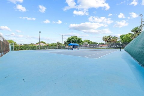 Copropriété à vendre à Deerfield Beach, Floride: 2 chambres, 106.84 m2 № 2414273 - photo 30