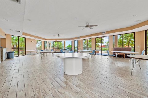Copropriété à vendre à Deerfield Beach, Floride: 2 chambres, 106.84 m2 № 2414273 - photo 28