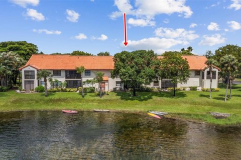 Copropriété à vendre à Deerfield Beach, Floride: 2 chambres, 106.84 m2 № 2414273 - photo 3