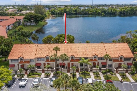 Copropriété à vendre à Deerfield Beach, Floride: 2 chambres, 106.84 m2 № 2414273 - photo 5